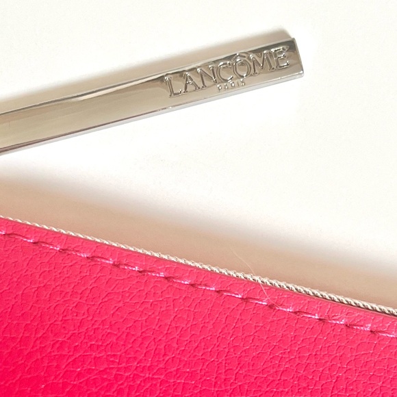 🆕 🎉 lancôme • hot pink cosmetic case pouch with gold zippers - Picture 12 of 12